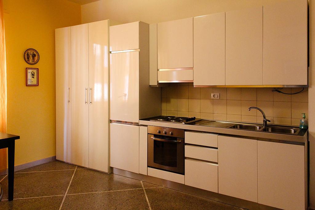 Guesthouse Stazione Pisa Centro Экстерьер фото