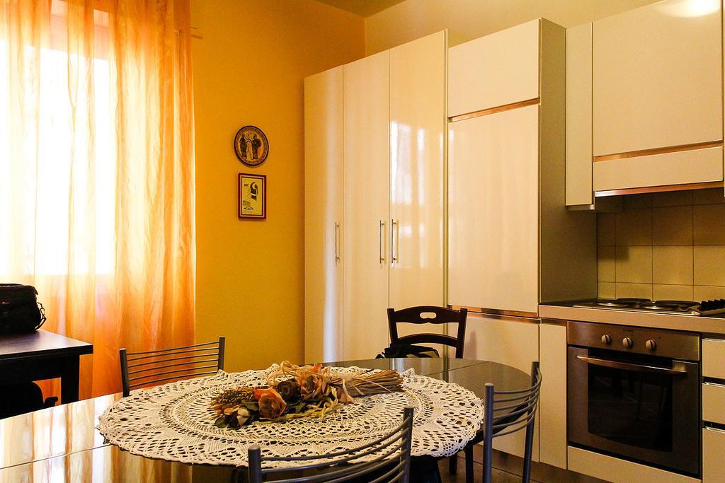 Guesthouse Stazione Pisa Centro Экстерьер фото